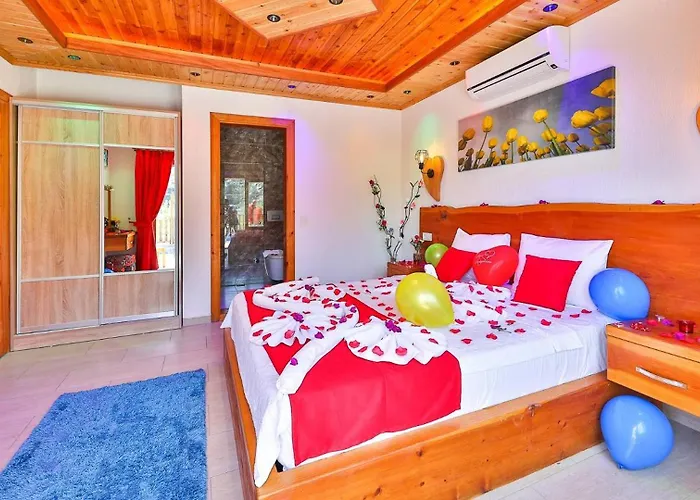 Islamlar Village 2 Bedroom Vila Kalkan